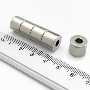 (térmek) Neodímium mágnes gyűrű 12-5x10
  mm - N38