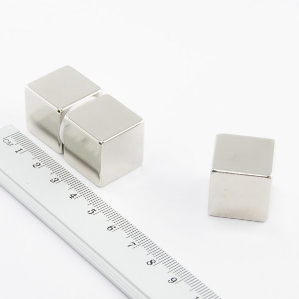 (térmek) Neodímium mágnes kocka 20x20x20
  mm - N38
