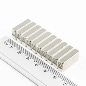 (térmek) Neodímium mágnes téglatest
  19x10x5 mm - N38
