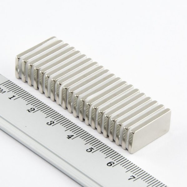 (térmek) Neodímium mágnes téglatest
  20x10x2 mm - N38