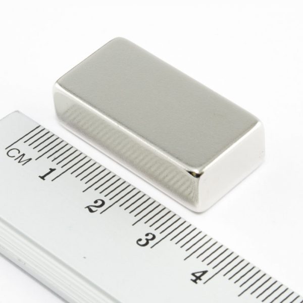 (térmek) Neodímium mágnes téglatest
  30x15x8 mm - N38