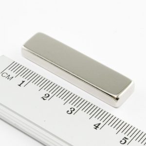(térmek) Neodímium mágnes téglatest
  40x10x5 mm - N38