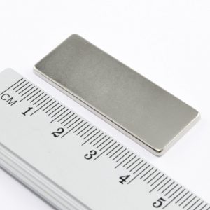 (térmek) Neodímium mágnes téglatest
  40x15x2 mm - N38