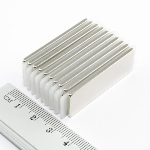 (térmek) Neodímium mágnes téglatest
  40x15x2 mm - N38