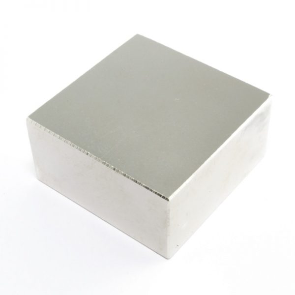 (térmek) Neodímium mágnes téglatest
  50x50x25 mm - N38