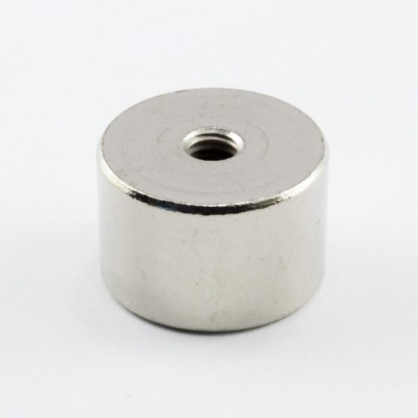 (térmek) Pot mágnes belső menettel 20x13
  mm
