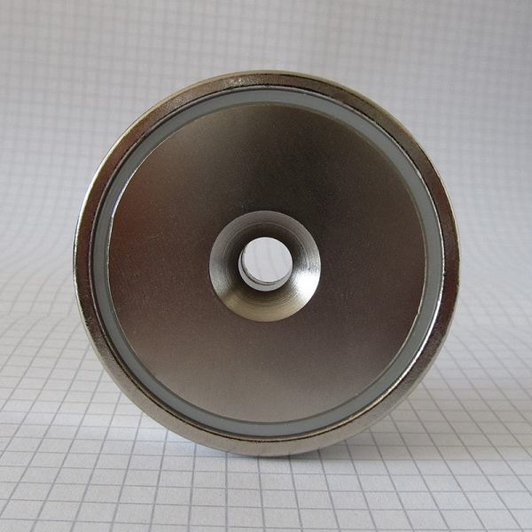 (térmek) Pot mágnes csavarlyukkal 60x15
  mm