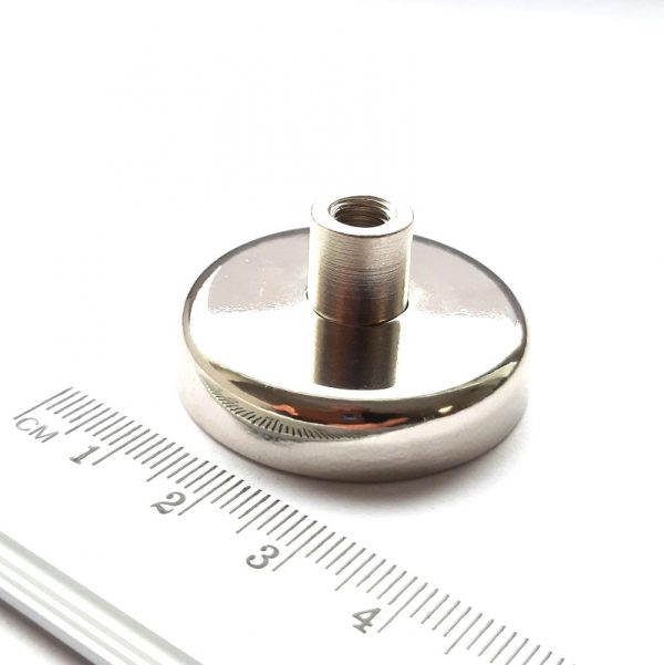 (térmek) Pot mágnes menetes hüvellyel
  42x9 mm
