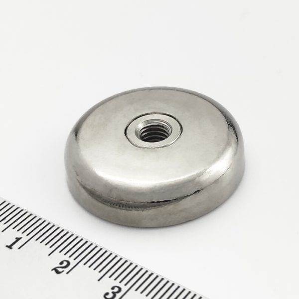 (térmek) Pot mágnes az egész mágnesen
  áthaladó menettel 32x8 mm