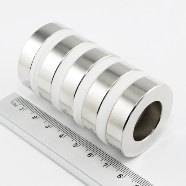 Neodímium mágnes gyűrű 40-22x10 mm - N38