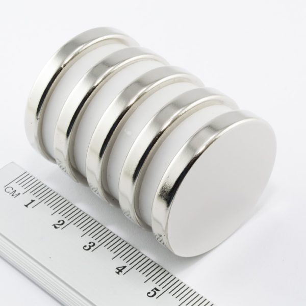 Neodímium mágneses henger 35x5 mm