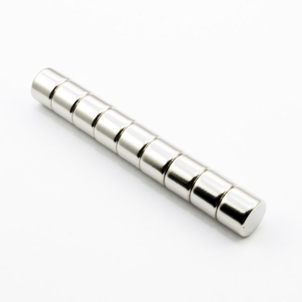 Neodímium mágneses henger 10x8 mm N42