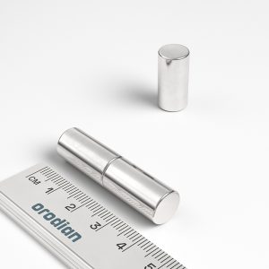 Neodímium hengermágnes 10×20 mm