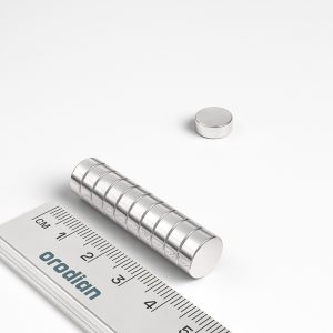 Neodímium hengermágnes 10×4 mm