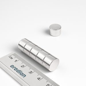 Neodímium hengermágnes 12×8 mm