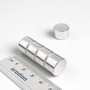 Neodímium hengermágnes 15×10 mm