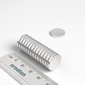 Neodímium hengermágnes 15×2 mm