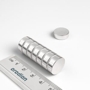Neodímium hengermágnes 15×5 mm
