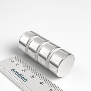 Neodímium hengermágnes 20×10 mm