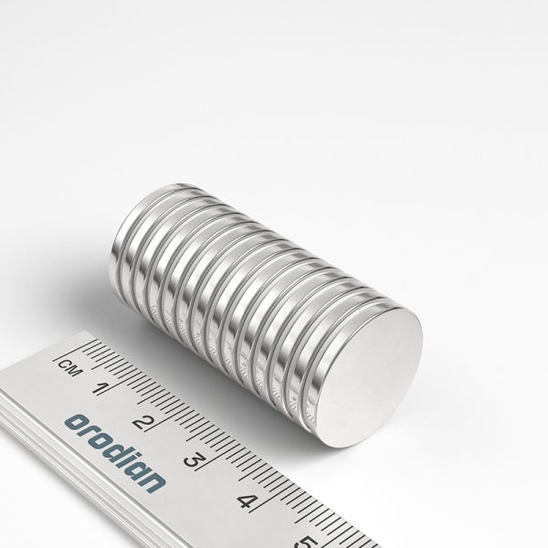 Neodímium hengermágnes 20×2 mm