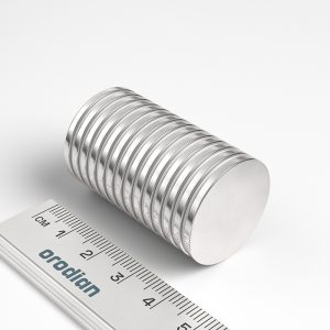 Neodímium hengermágnes 25×2 mm