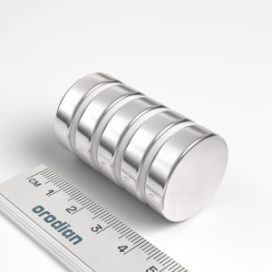 Neodímium hengermágnes 25×7 mm