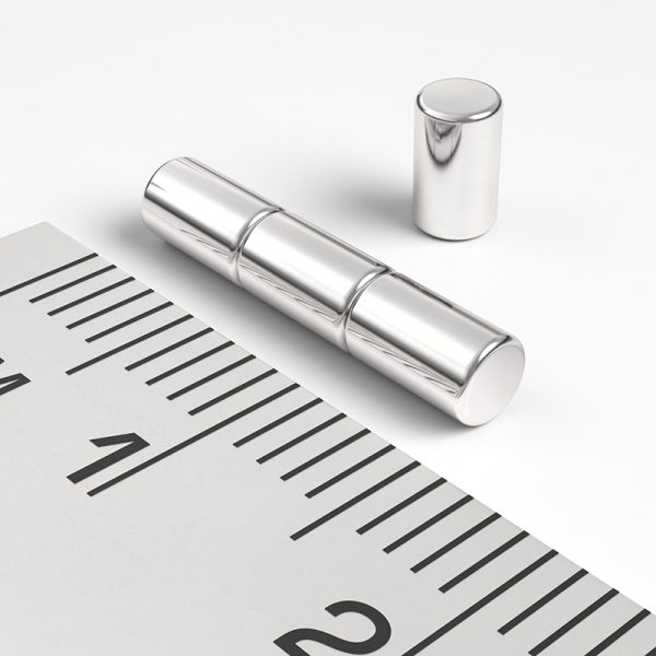 Neodímium hengermágnes 3×5 mm