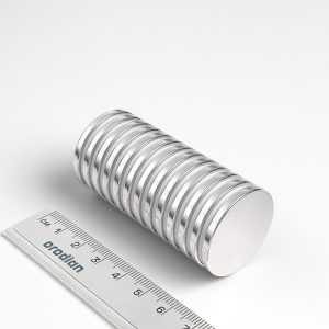 Neodímium hengermágnes 30×3 mm