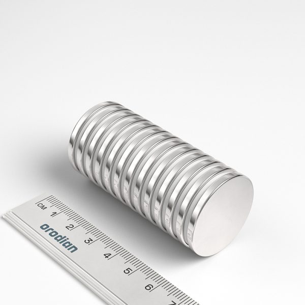 Neodímium hengermágnes 30×3 mm