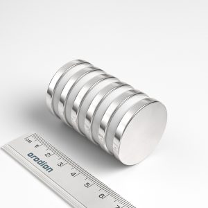 Neodímium hengermágnes 35×5 mm