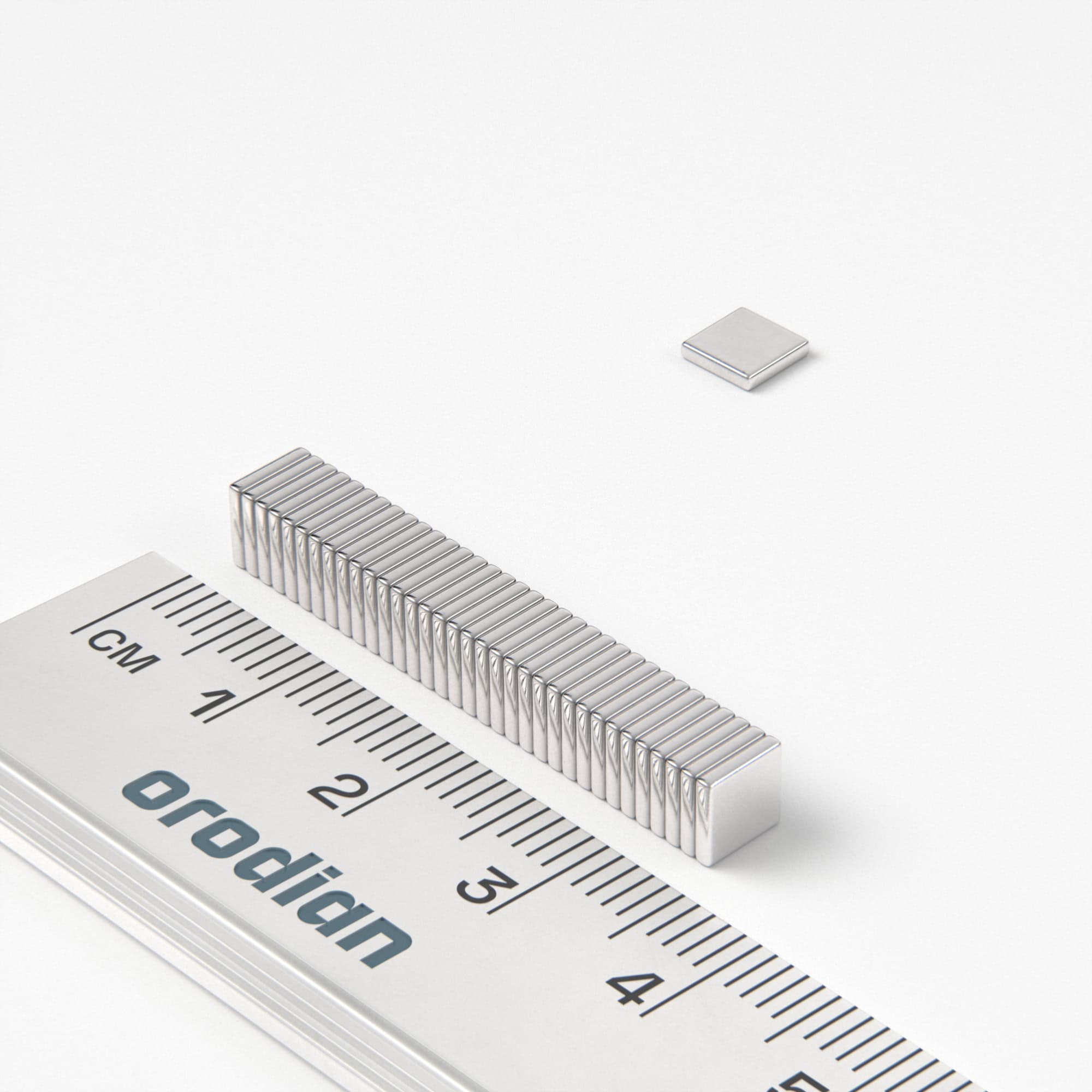 Neodímium mágnes téglatest 5×5×1 mm - N38