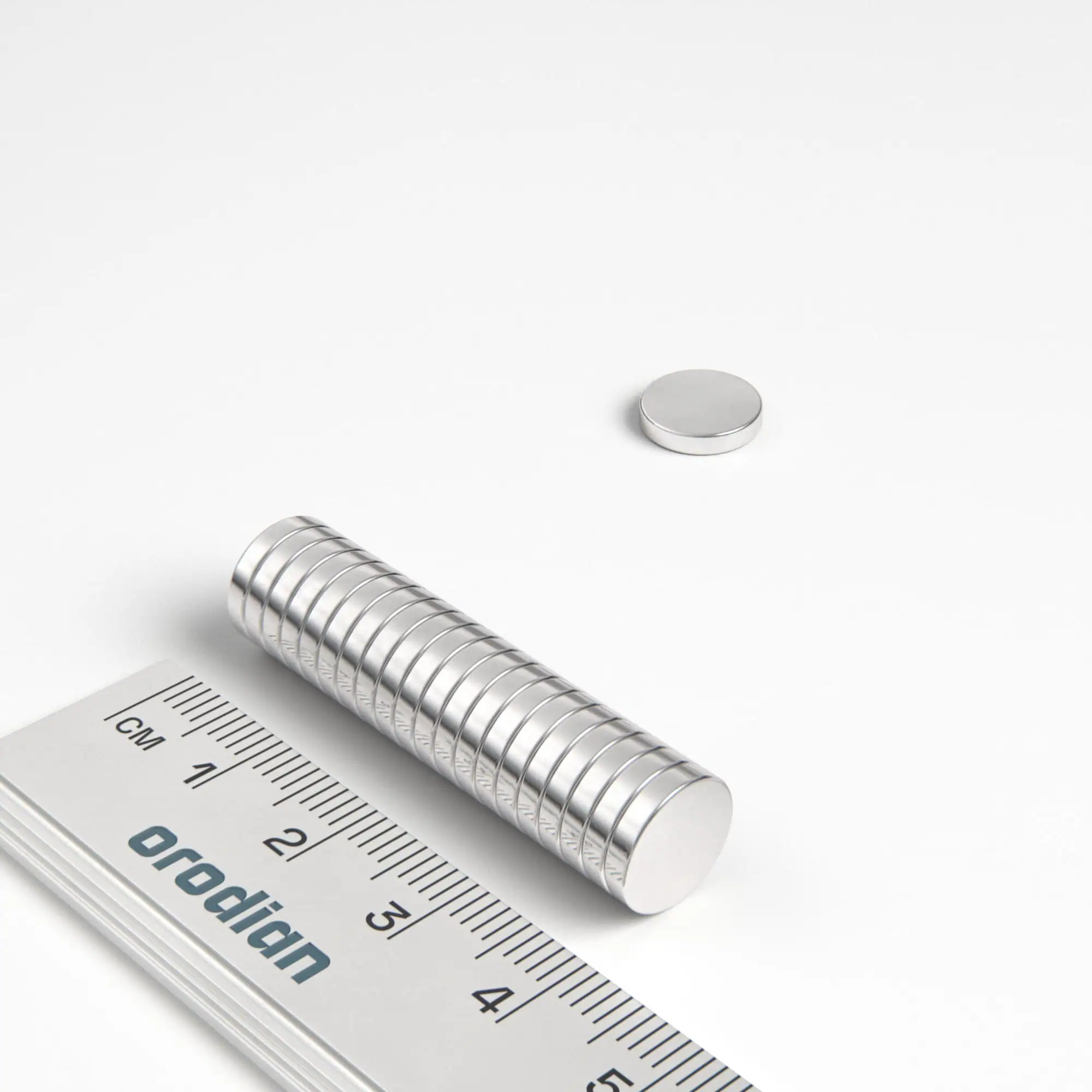 Neodímium hengermágnes 10×2 mm - N38