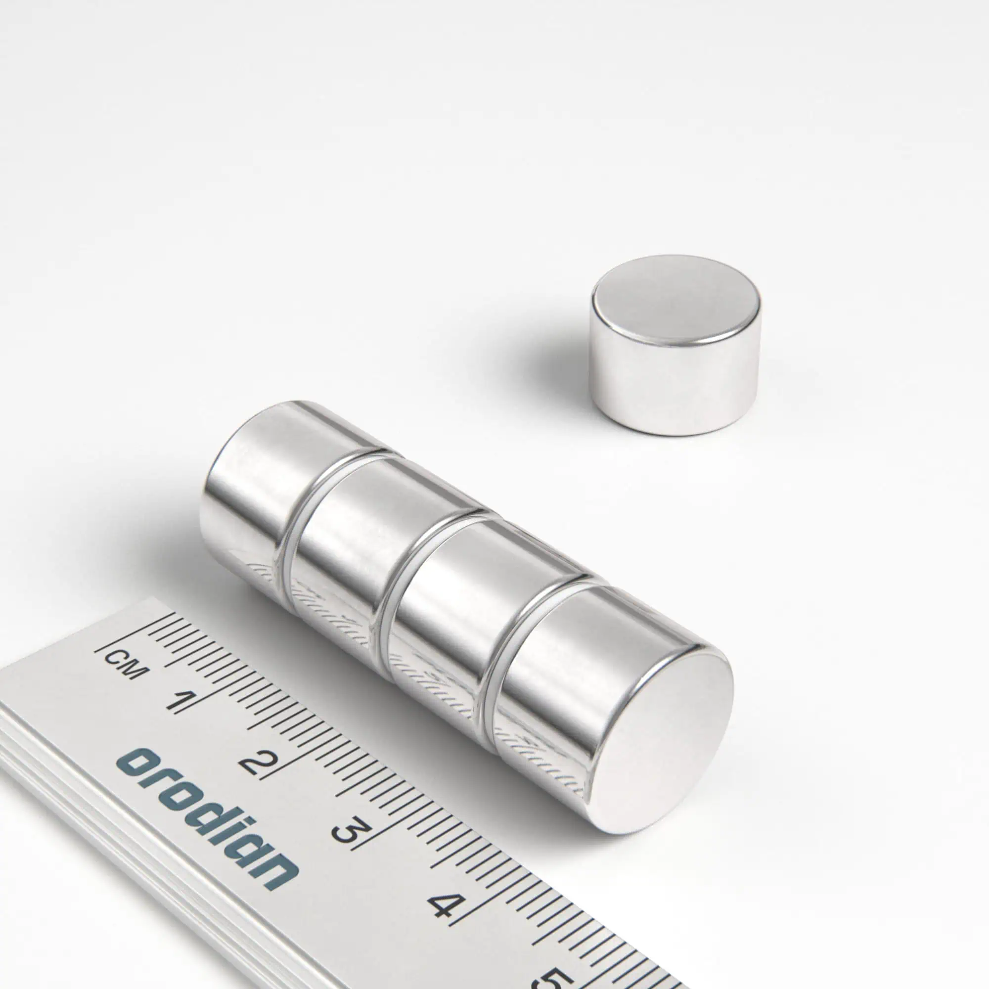 Neodímium hengermágnes 15×10 mm - N38