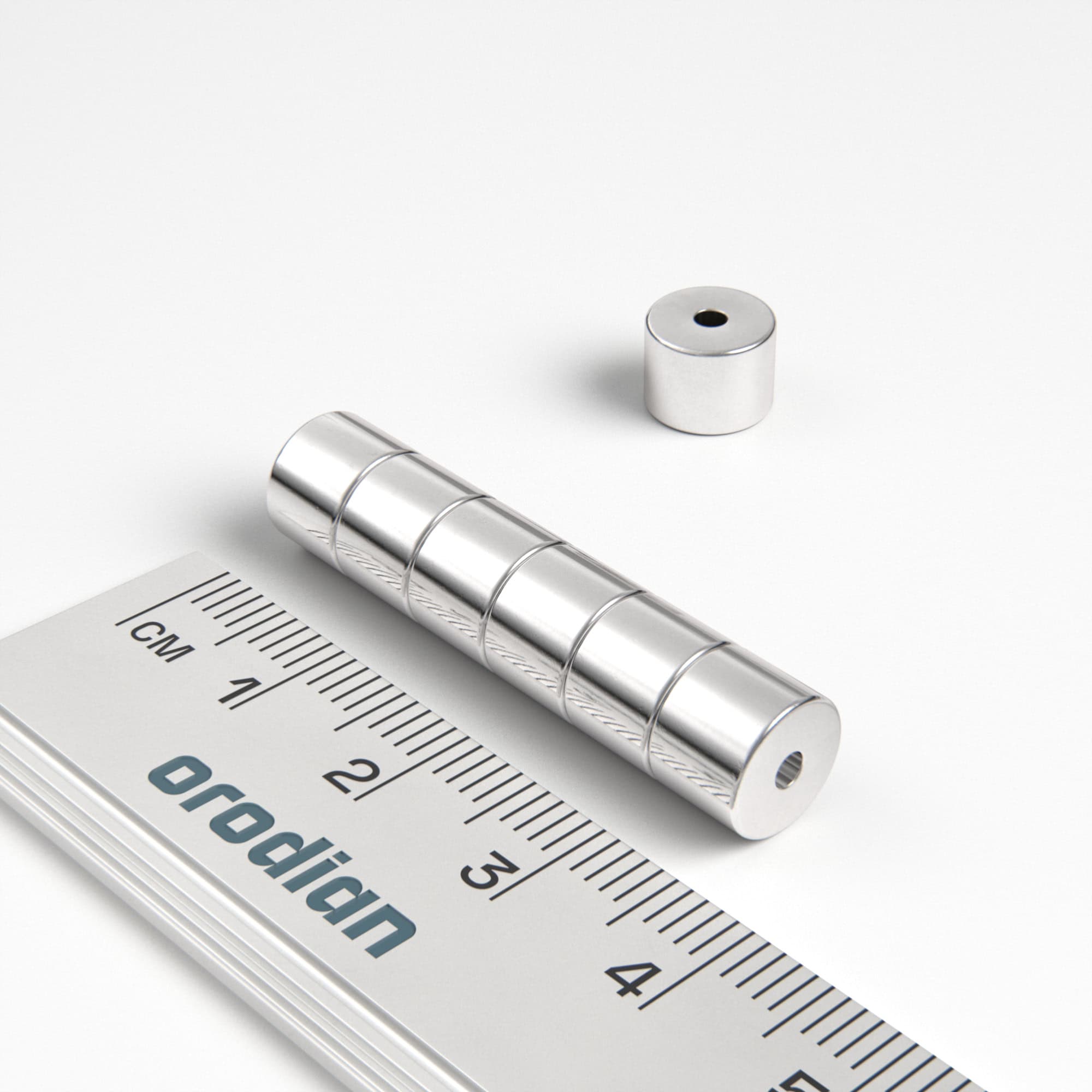 Neodímium mágnes gyűrű 8-2×6 mm - N50